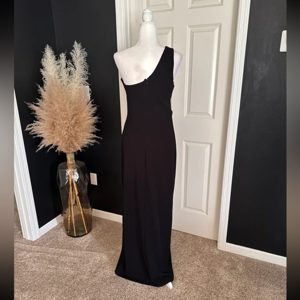 NWT Lulus Show-Stopping Style Black One-Shoulder Cutout Maxi Dress 
size Large - Picture 10 of 12